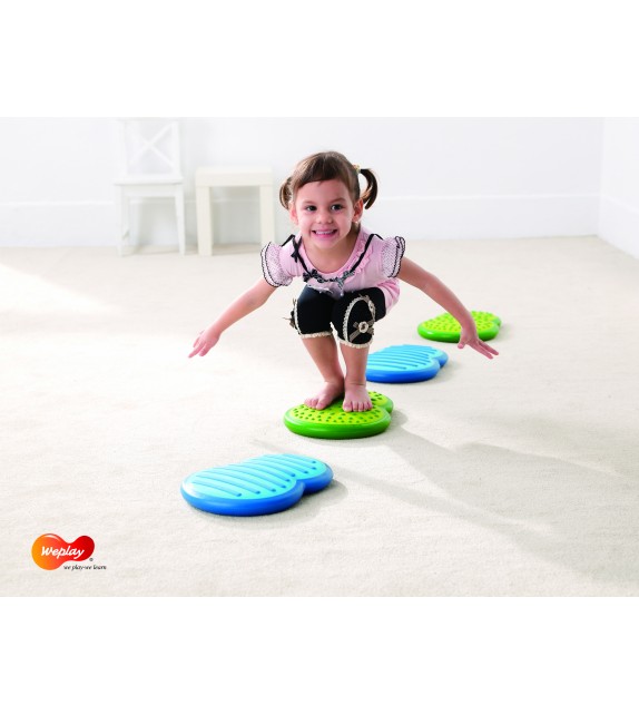 Nuages d'équilibre tactiles lignes et pointes