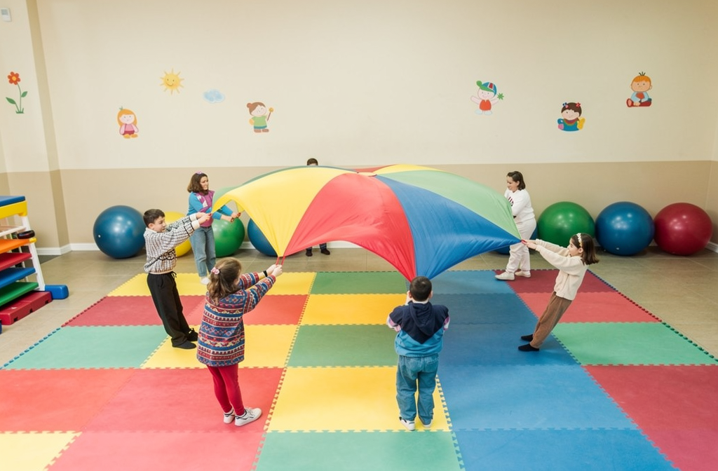 Pmt oefeningen kinderen: praktische bewegingsspellen en therapie-activiteiten